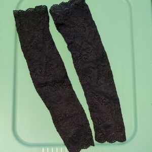 Black Lace Arm Covers. Med To Large Arms. (only Tried On)